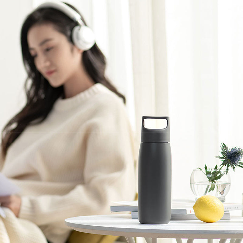 Carry the stainless steel water cup with you